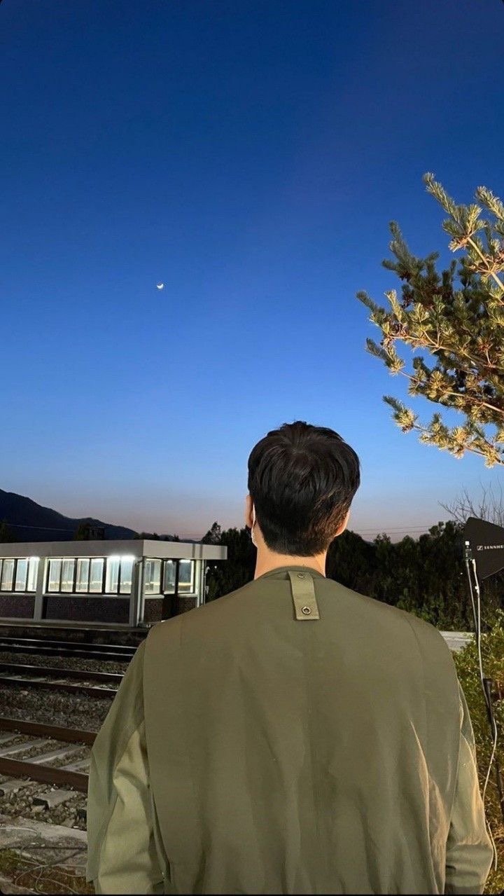 인기 드라마 이생도 안보현 남친짤 아이폰배경화면, image size:720x1279