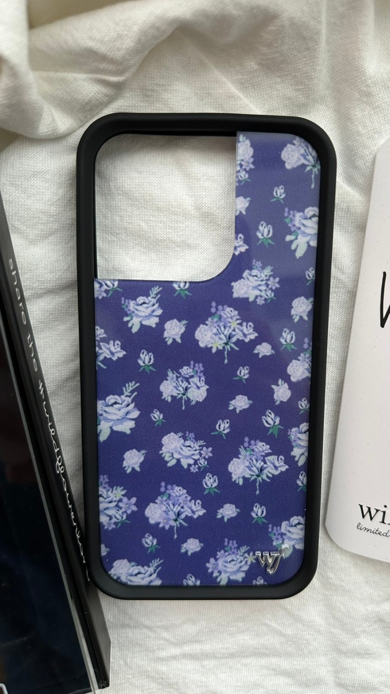 WILDFLOWER CASES 와일드플라워 케이스 아이폰14프로